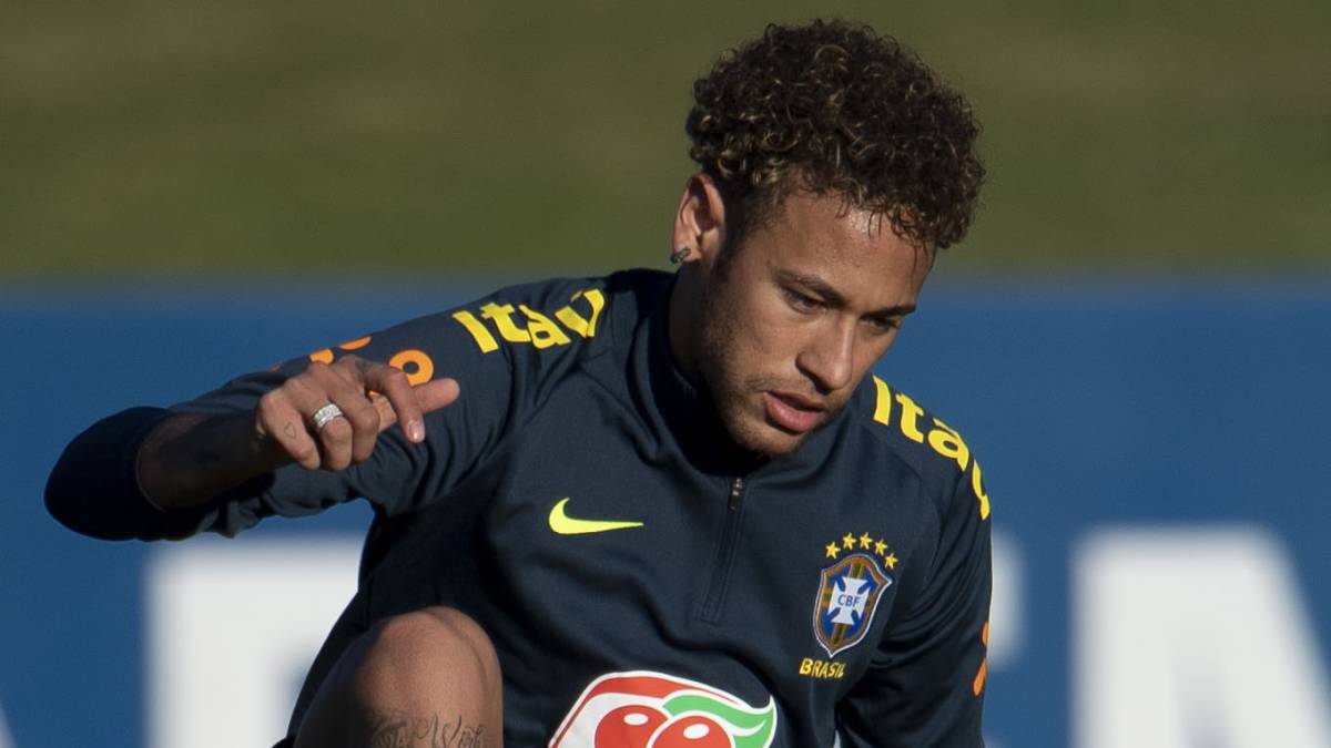 名宿不远万 名宿不远万